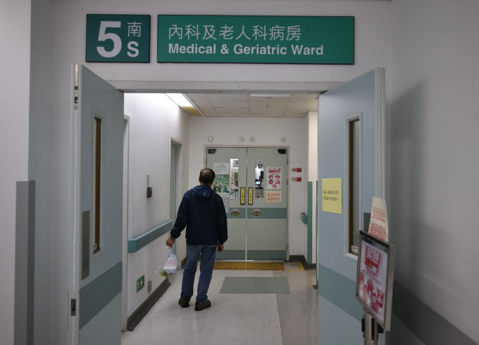 病人曾经入住博爱医院5楼病房