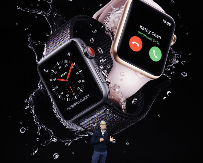 新Apple Watch可与iPhone共用电话号码。AP