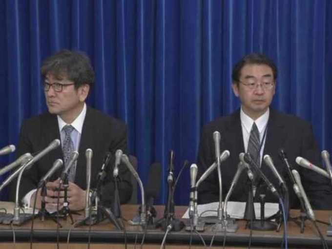 厚生劳动省证实在邮轮上工作的两名政府官员确诊。NHK截图