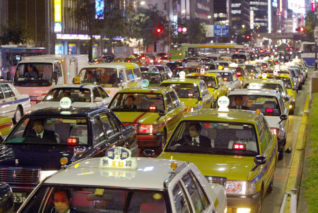 东京白牌计程车周一起合法上路。路透社