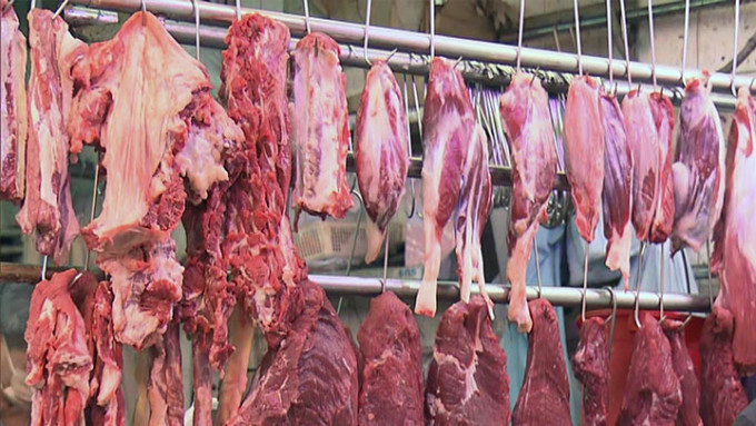 元朗大桥街市鲜牛肉样本被验出禁用防腐剂二氧化硫。