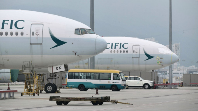 国泰航空有空中服务员歧视非英语乘客事件曝光后，国泰即解雇涉事员工。资料图片