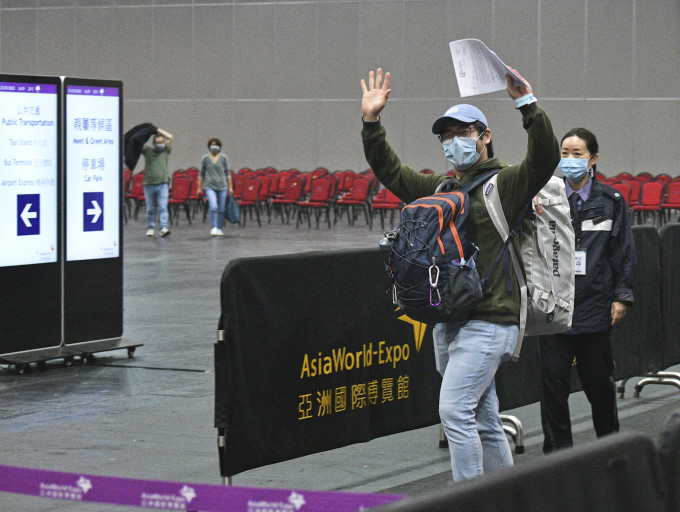 亞洲國際博覽館部分通過檢測的人士獲放行。資料圖片