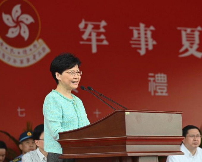 林郑月娥表示特区政府会尽力推动年轻人的健康成长。图:政府新闻处