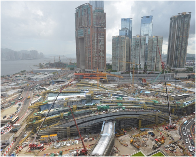 廣深港高鐵香港段預料於明年第三季通車。