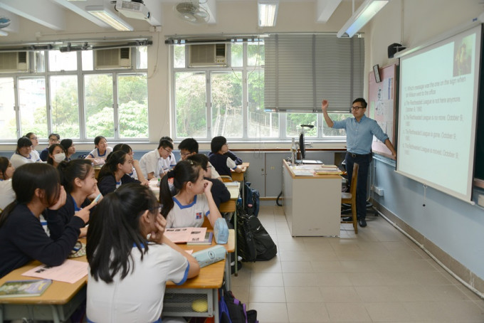 香港教师工作愈来愈繁重。资料图片