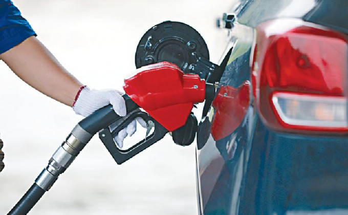 能源价格是推高通胀的重大原因，若油价回落，某程度可纾缓通胀。资料图片