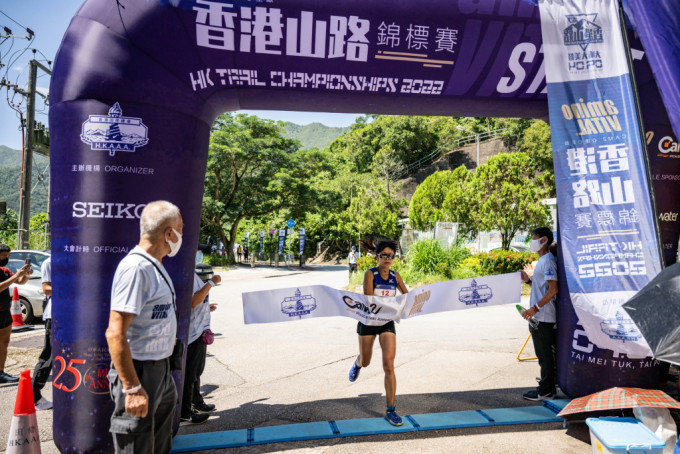 梁影雪第三度夺得香港山路锦标赛女子组桂冠。田总提供图片