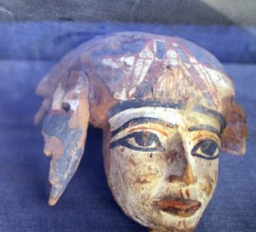 古物部又發現了一些彩繪木製喪葬面具（網上圖片）