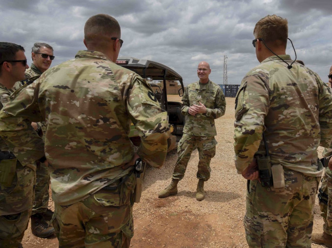 特朗普下令从索马里撤走大部分美兵。AP
