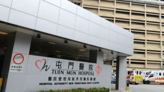 男事主受伤送往屯门医院治理。