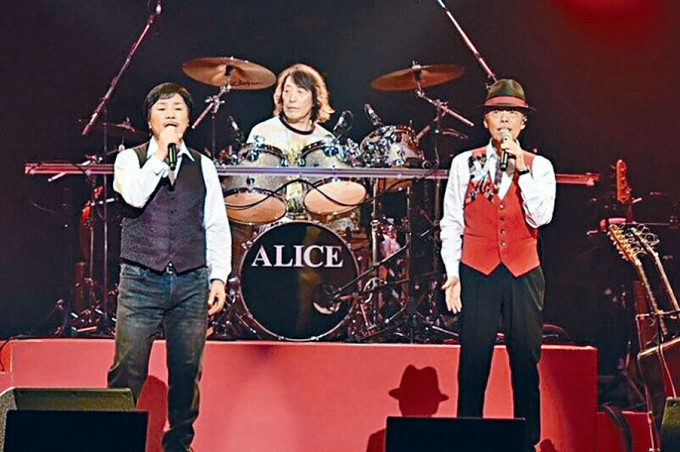 ■Alice鼓手矢泽透宣布染疫，其两名队友已做检测。