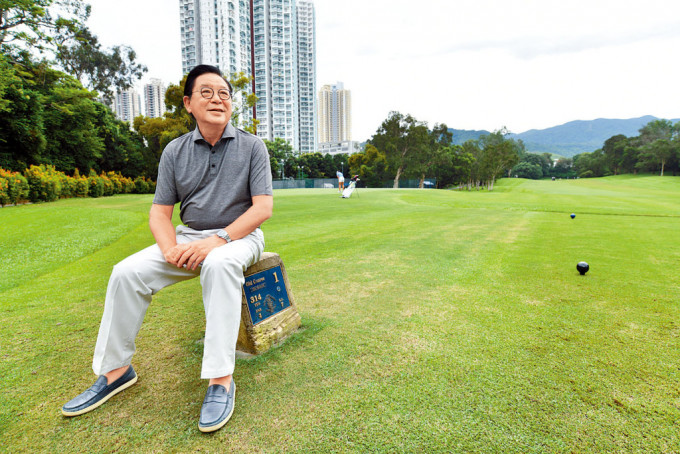 林健鋒是香港哥爾夫球會會員超過40年，昨日趁最後一天到被收回的舊場區走走。