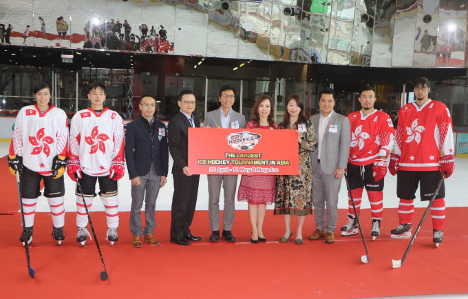 Mega Ice五人冰球賽本月廿九日起在九龍灣Mega Box開戰。王嘉豪攝