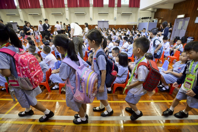 子女將於2019學年升小一的家長要注意。資料圖片