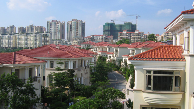廣州放寬120平方米以上住房限購。