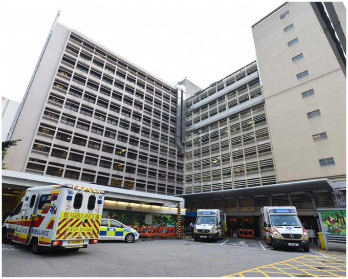 伊利沙伯医院急症室要轮候超过8小时。