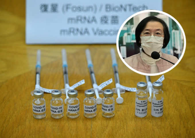 陳肇始表示市民將一次過預約接種兩劑新冠疫苗。資料圖片