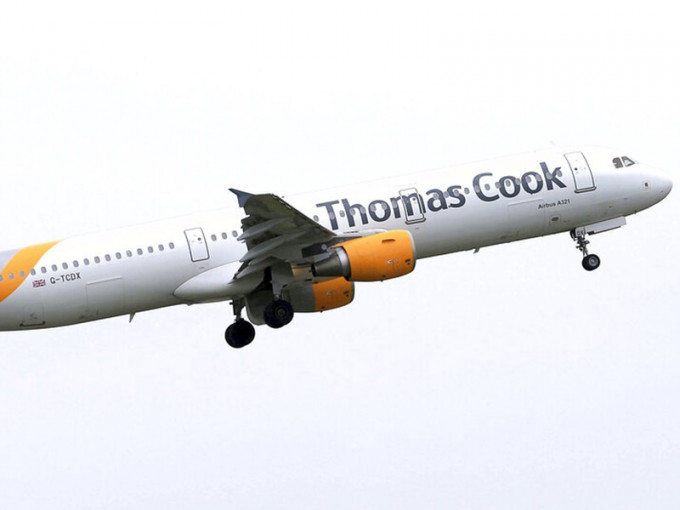 英龍頭旅行社Thomas Cook瀕倒閉，恐數以十萬旅客滯留海外。AP