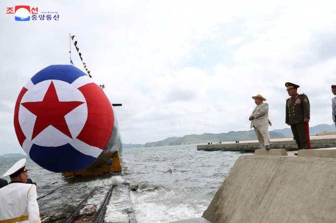 「金君玉英雄號」以韓戰遭美軍突襲陣亡魚雷艇長命名。路透社