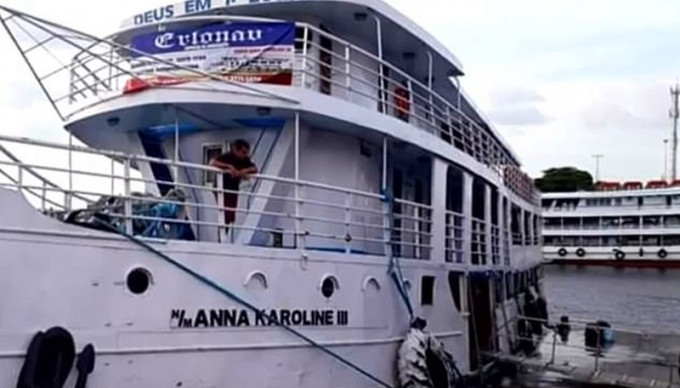 沉没的Anna Karoline 3号轮船。(资料图片)