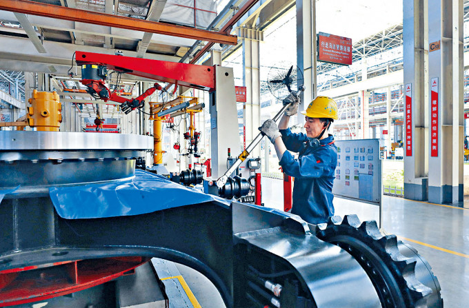 ■7月份中國製造業PMI為50.4，低於6月份0.5個百分點。