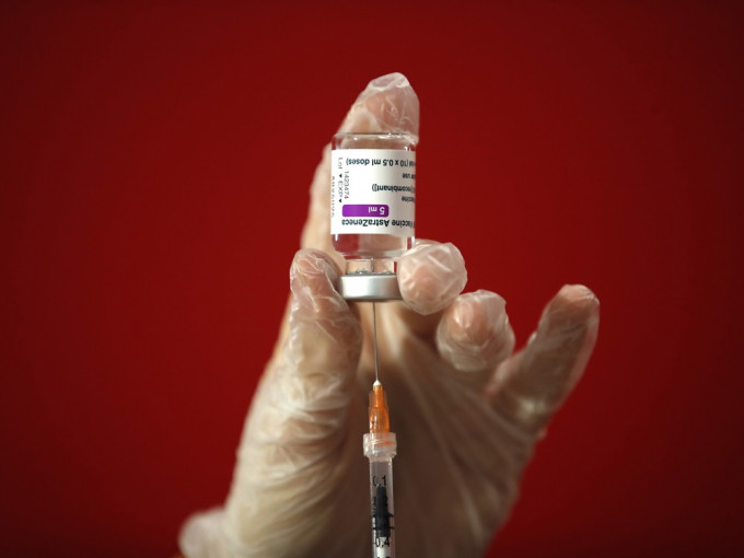 原訂於明日開始的剛果亦於今日宣布暫緩有關疫苗接種。AP圖片