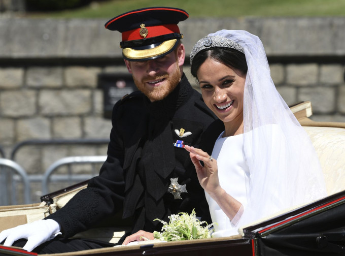 梅根今年5月和英国哈里王子举行大婚后，不断传出负面新闻，有指她对工作人员十分「挑剔」。AP