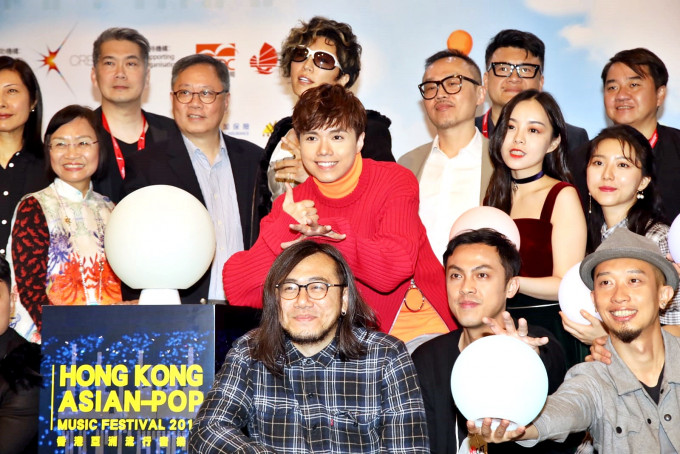 张敬轩与多位来自东南亚的歌手，明晚将参与《香港亚洲流行音乐节2019》。