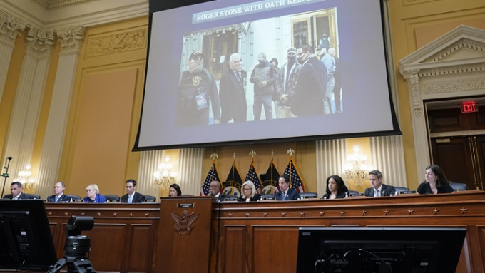 美国国会继续就去年初暴乱事件举行听证会。AP图片