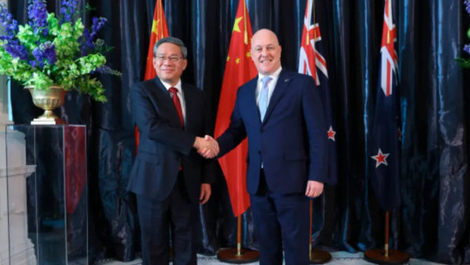 新西兰总理表示和李强总理讨论了两国的贸易夥伴关系。