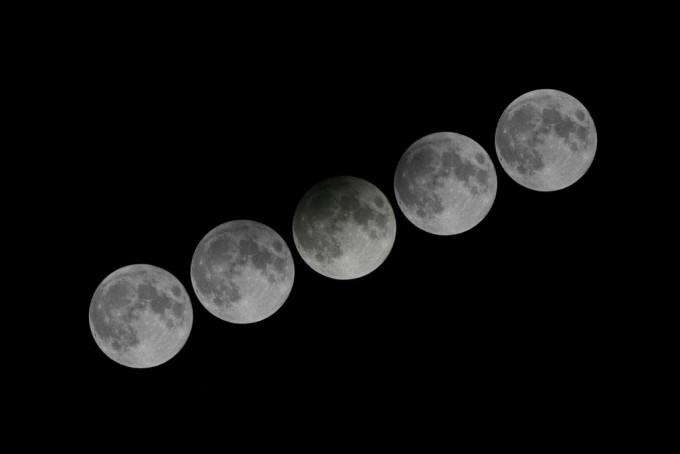 6月6日本港上空出現半影月食。天文台資料圖片