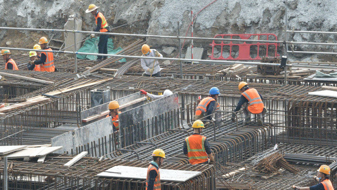 建造業議會建議延長豁免建造業工人註冊費用獲得落實。