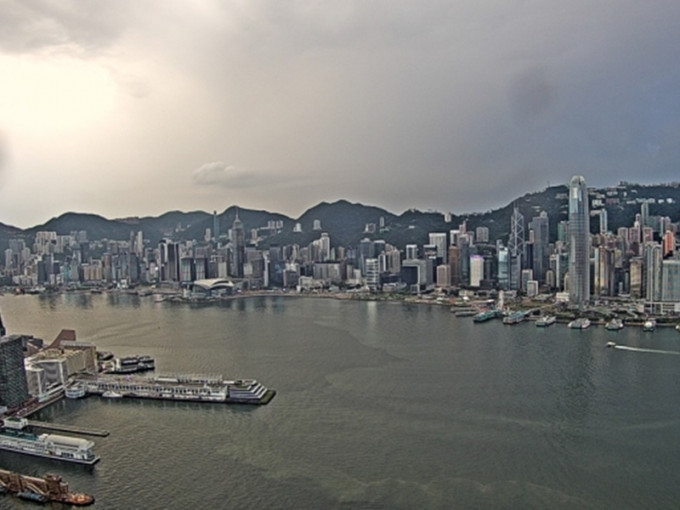 预测多云有骤雨。天文台图片