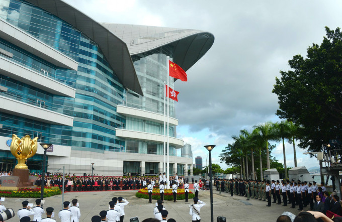 外交部公署强调国家安全立法是中央的权力和责任，不属于香港特区的自治范围。资料图片