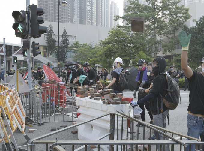 荃湾大河道一带当日发生冲突。资料图片