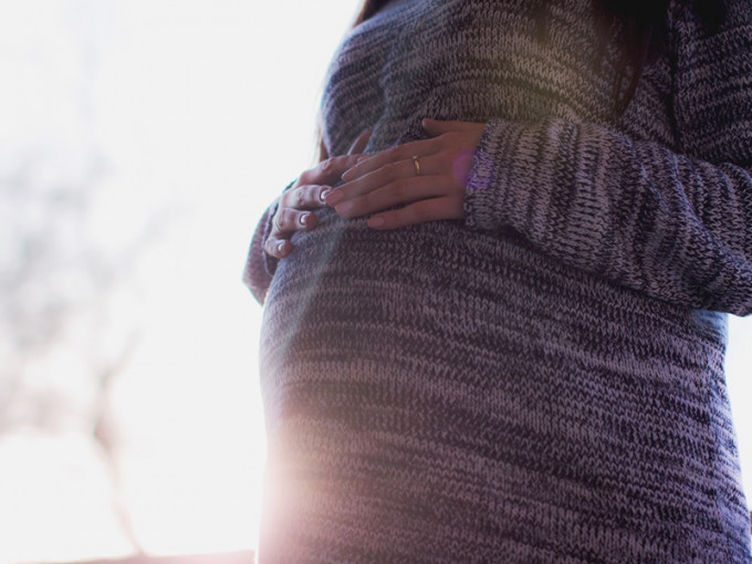 台灣一名媽媽懷孕10月期間毫不知情，直至入院才知要分娩。網圖