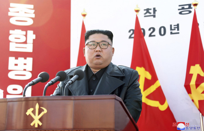 北韓領導人金正恩宣佈，北韓締造新冠肺炎境內零確診記錄。AP