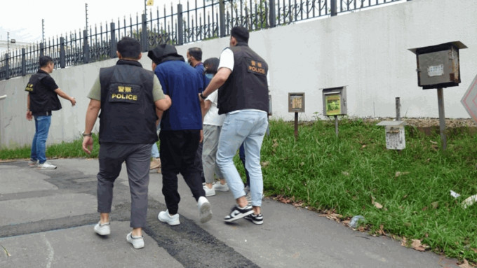 尖沙咀广东道「名人站」周一发生劫案，至今拘捕3名南亚裔男疑匪。资料图片
