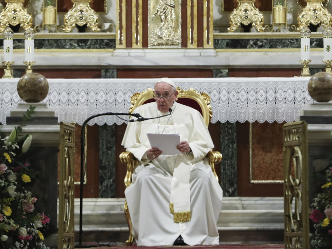 教宗今趟行程盼拉近天主教与东正教的关系。美联社图片