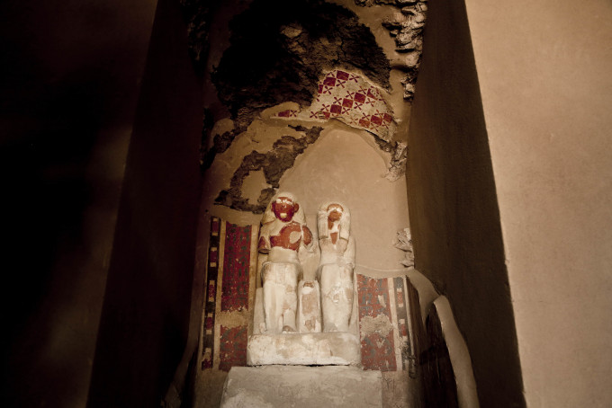 墓內有金匠阿門尼姆赫特雕像。