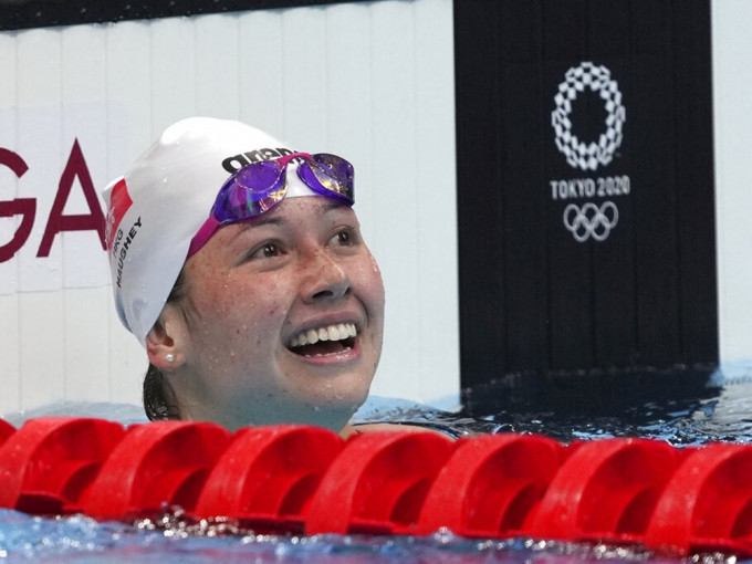 何詩蓓歷史性奪得200米自由泳銀牌。AP