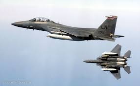 美军派出2架F-15战机，空袭敍利亚东部隶属伊朗伊斯兰革命卫队及附属组织的军火库。网上图片