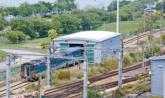 小蠔灣車廠用地首批約六千個公私營單位目標於二〇三〇年起陸續入伙。