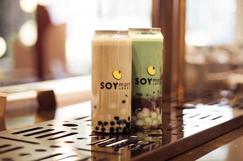 豆乳茶系列,左至右:焙茶珍珠小丸子($42)及抹茶紅豆小丸子($48)