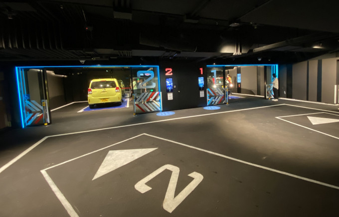 香港科學園率先試行全港首個配備電動車充電設施的自動泊車系統 「智動泊」。