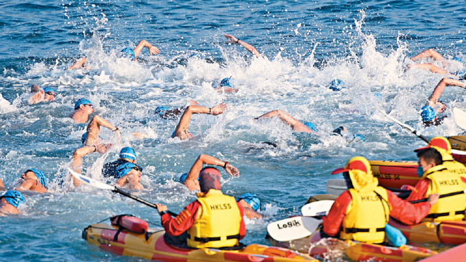 维港渡海泳10月23日举行。 资料图片