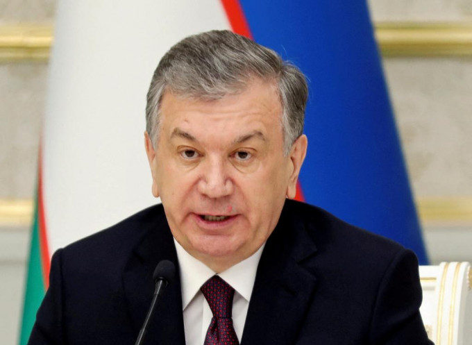 米爾濟約耶夫讓步宣布放棄修憲計畫。REUTERS