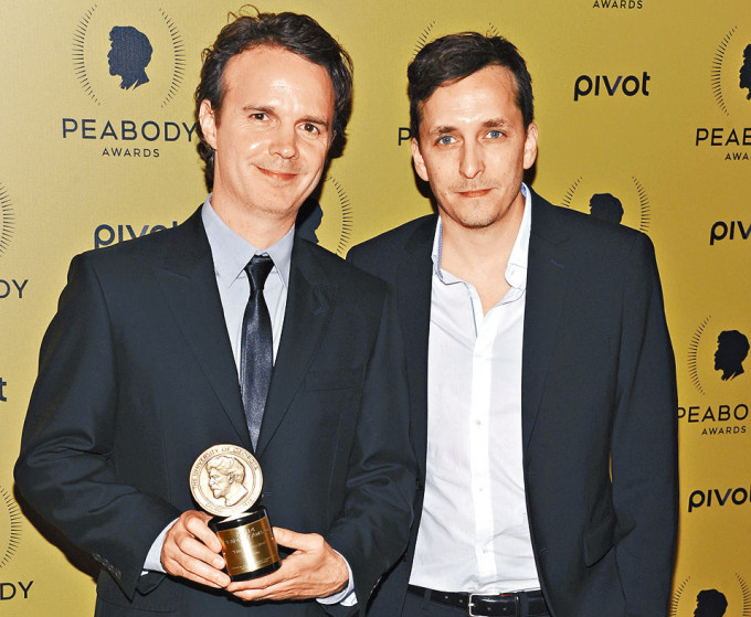 雷诺（右）和兄长克雷格（左）都是得奖的纪录片制作人。