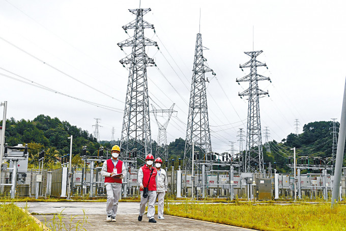 国家发改委：中国最高用电负荷还将攀升。